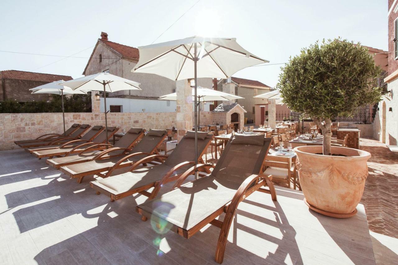 Bed&Breakfast Murterski Dvori Экстерьер фото